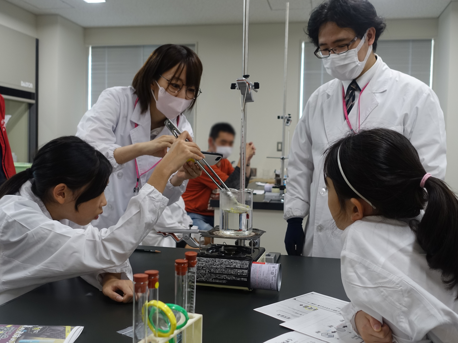 実験教室の様子